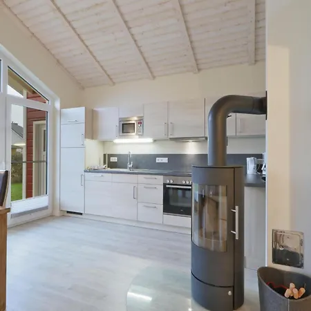 In With Kitchen
